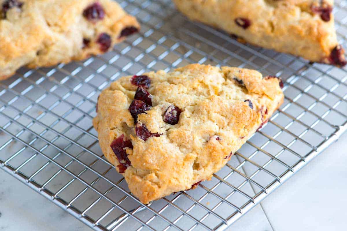 Easy Flaky Cranberry Orange Scones for Cozy Mornings